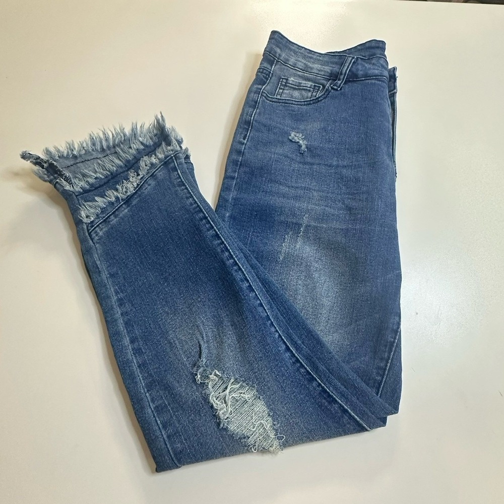 Crazy Train Women's Jeans Blue Distressed Layered‎ Frayed Hem Cropped Size 7